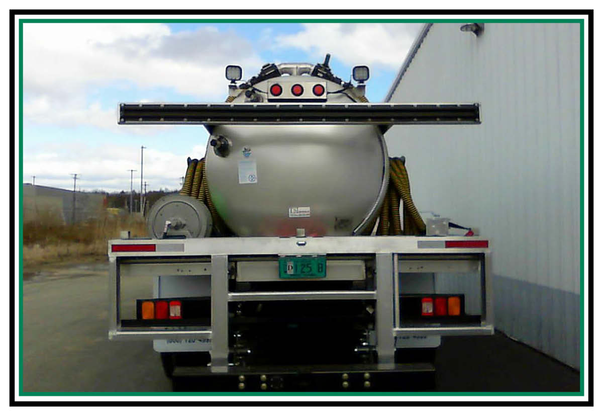 TANK SERVICES, INC. — Tank & Parts Distributor, New & Used, Custom Builds, Petroleum Trailers, Dump Trailers, Vacuum Trailers & Trucks, Oil Trucks, Steel Tanks, Aluminum Tanks, Service Trucks, Propane Trucks, Portable Restroom Trucks, Slide-In Units, Service & Repairs, Green Cleaning Products